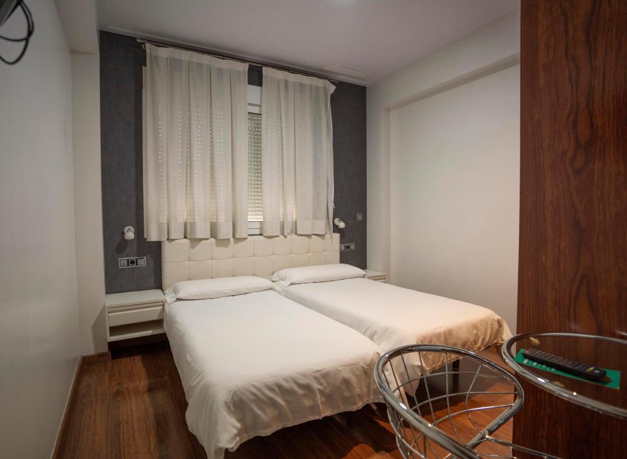 Hotel Lluna Альсира Экстерьер фото