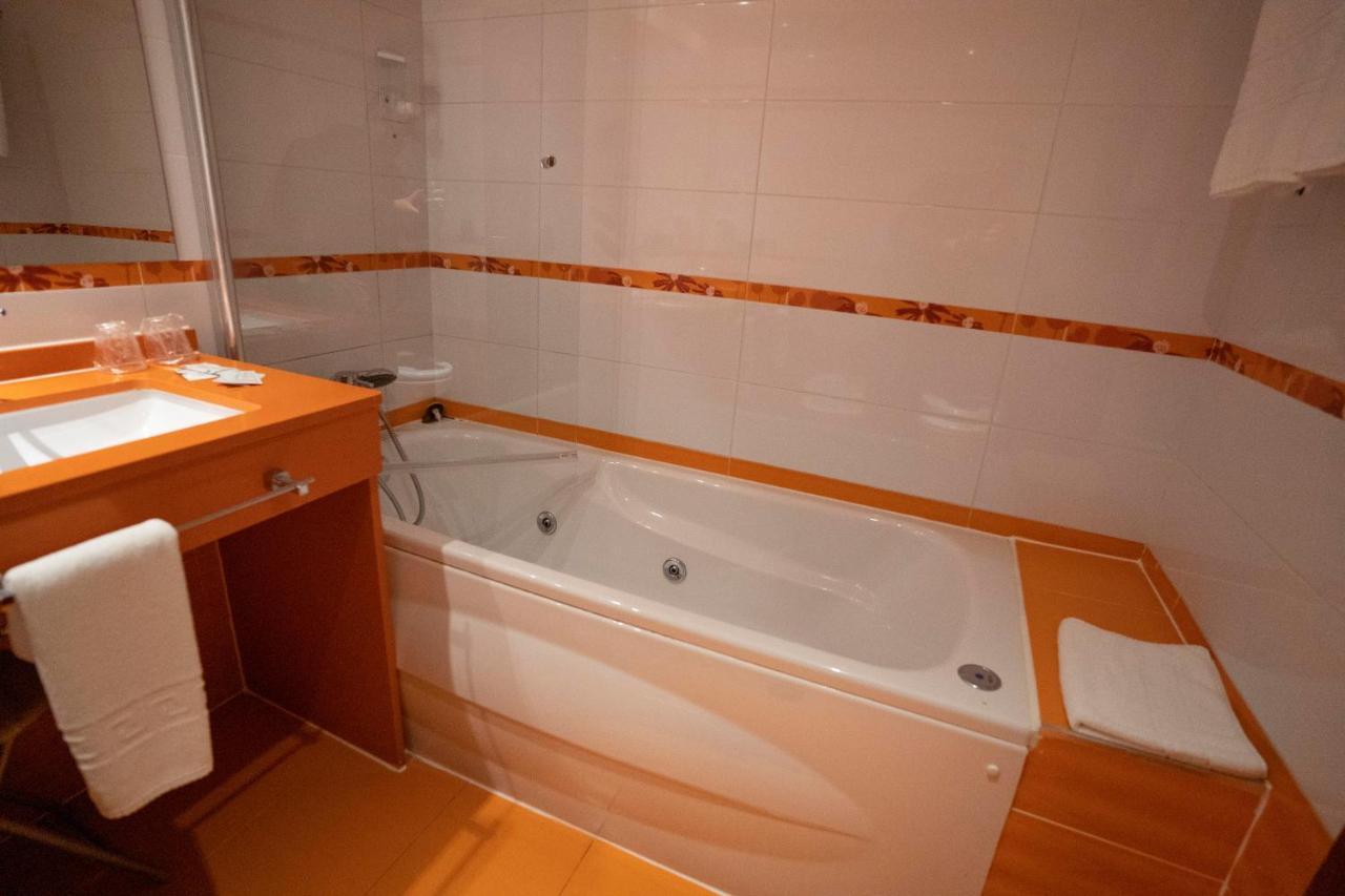 Hotel Lluna Альсира Экстерьер фото